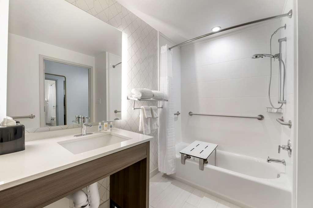 Comfort Suites St. Augustine Historic District Area الغرفة الصورة